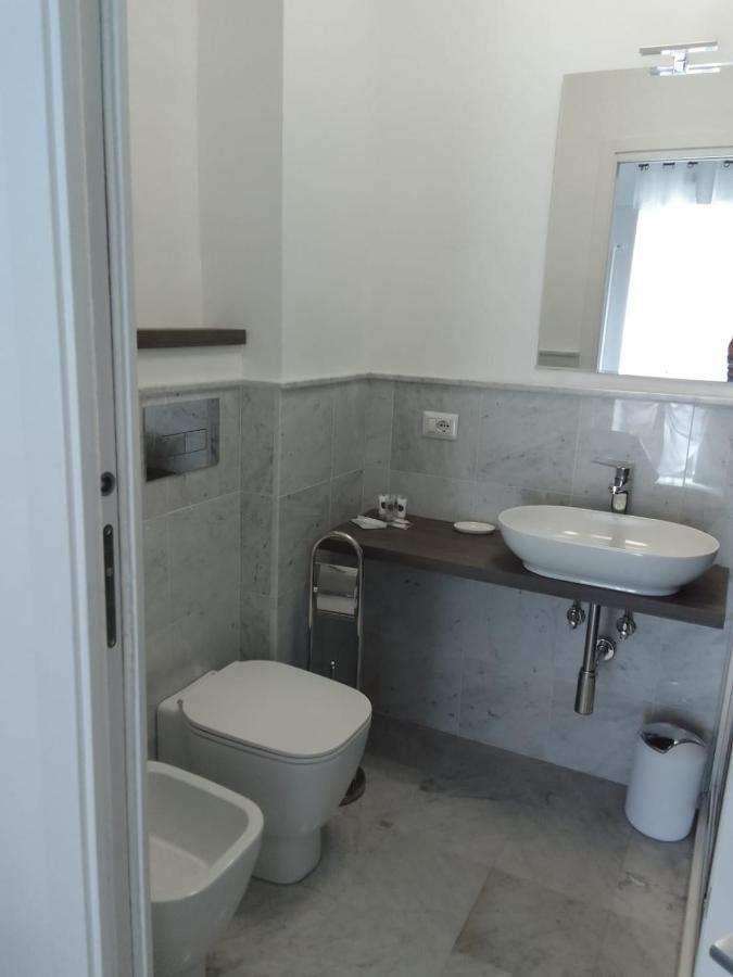 إيسيرنيا Suite In Citta Residence المظهر الخارجي الصورة